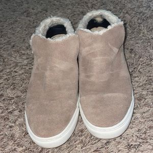 Lucky brand slip on shoes